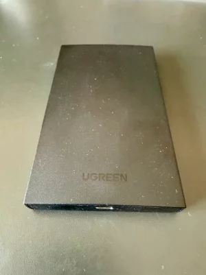 Boitier Ugreen refermé pour SSD externe Usb-C.webp
