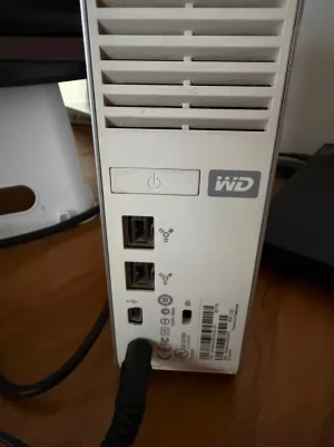 DDur avec sortie FireWire.webp