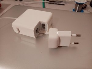 magsafe1.jpg