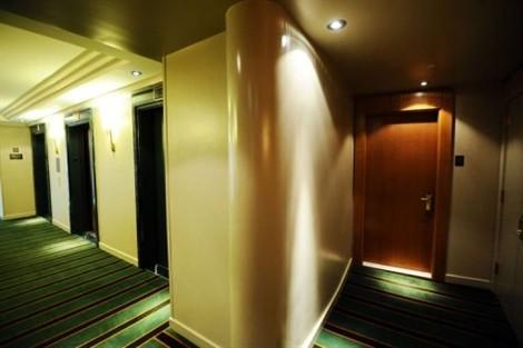 dsk-visite-guidee-chambre-2806-sofitel-video-L-Ineb4W.jpeg