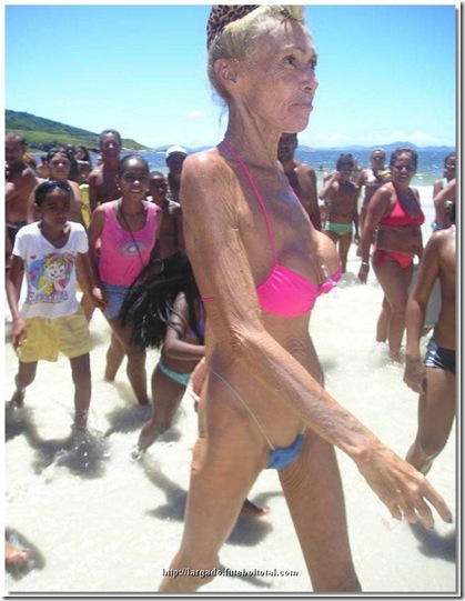 my_grandma_in_a_bikini-ashx_thumb3.jpg