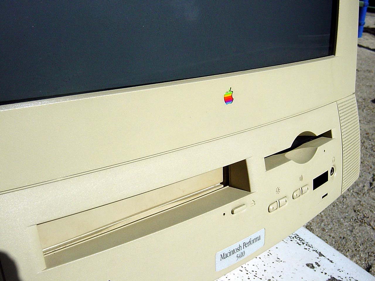 performa54103.jpg