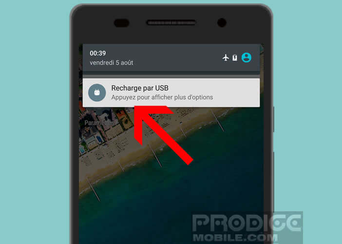 Cliquer sur la notification recharge par usb pour le transfert de fichiers