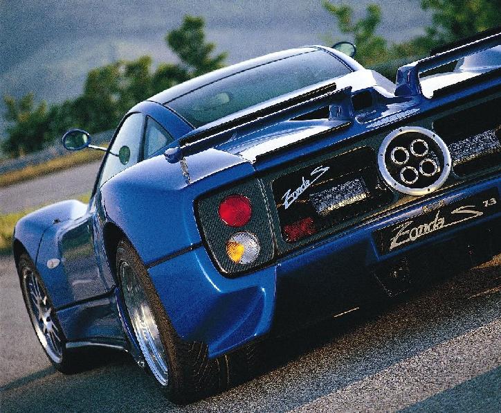 zonda_c12s_blue_back-low-75.jpg