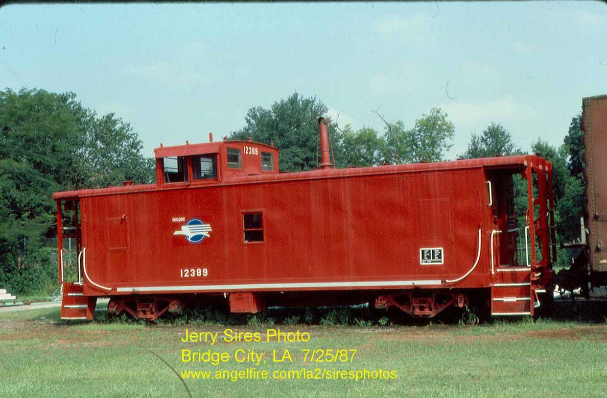 MP12389.jpg