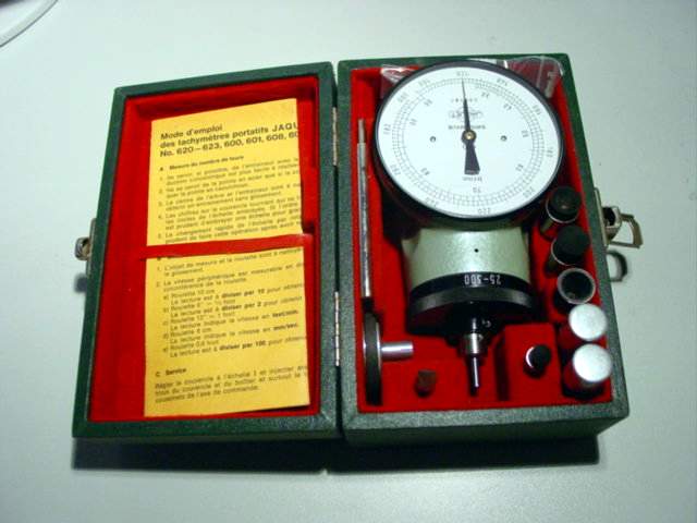 tachym%e8tre-suisse-jaquet.JPG