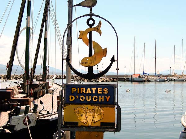 ouchy_pirates.jpg