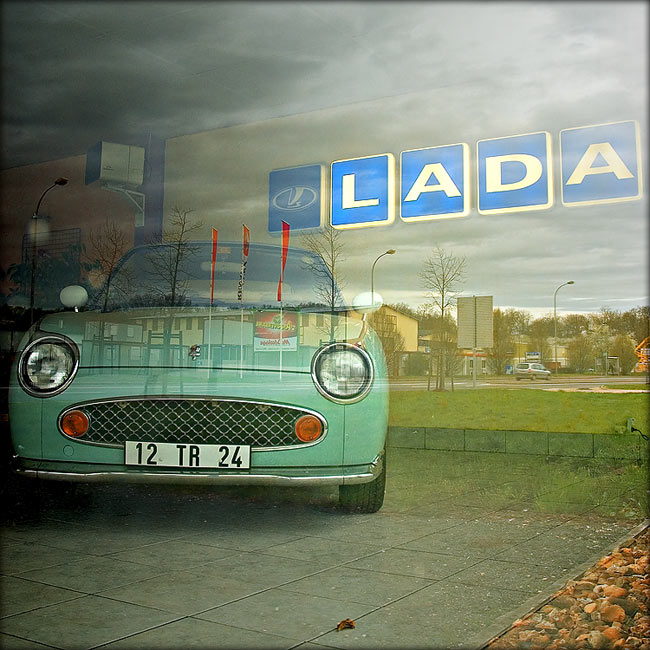 nissan_figaro.jpg