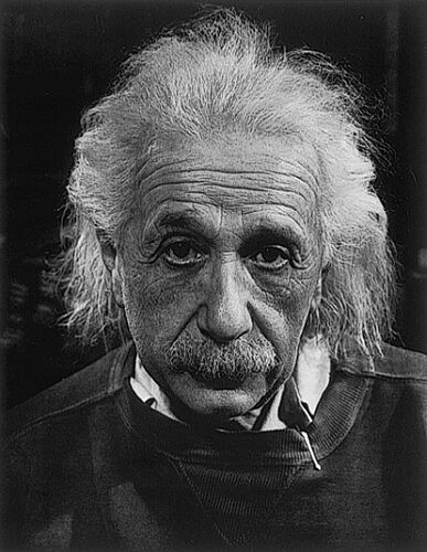einstein-photo1.jpg